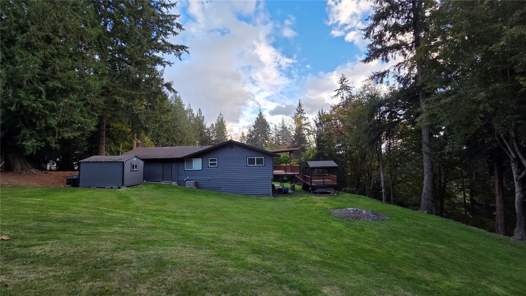 19900 SE 125th Street , Issaquah, WA 98027