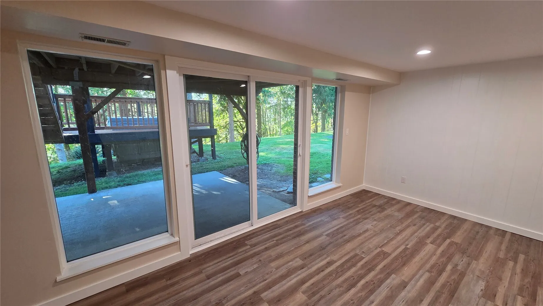 19900 SE 125th Street , Issaquah, WA 98027