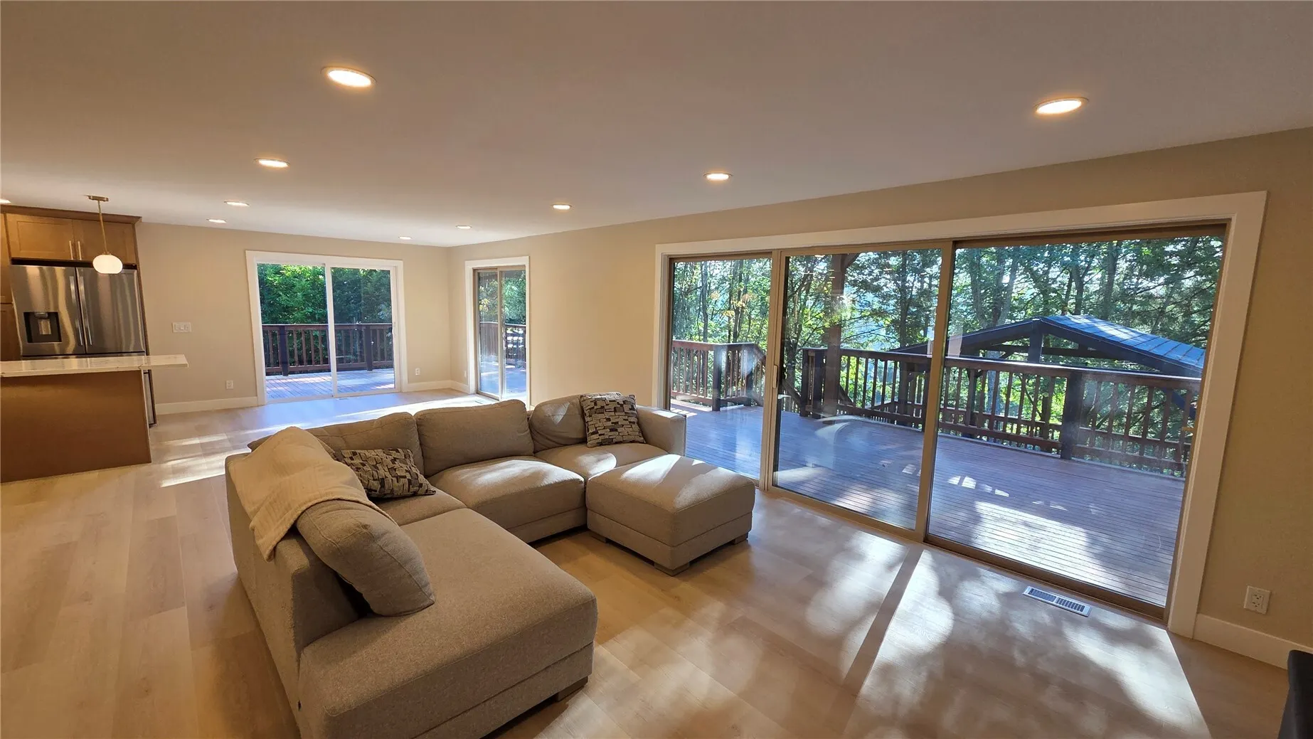 19900 SE 125th Street , Issaquah, WA 98027