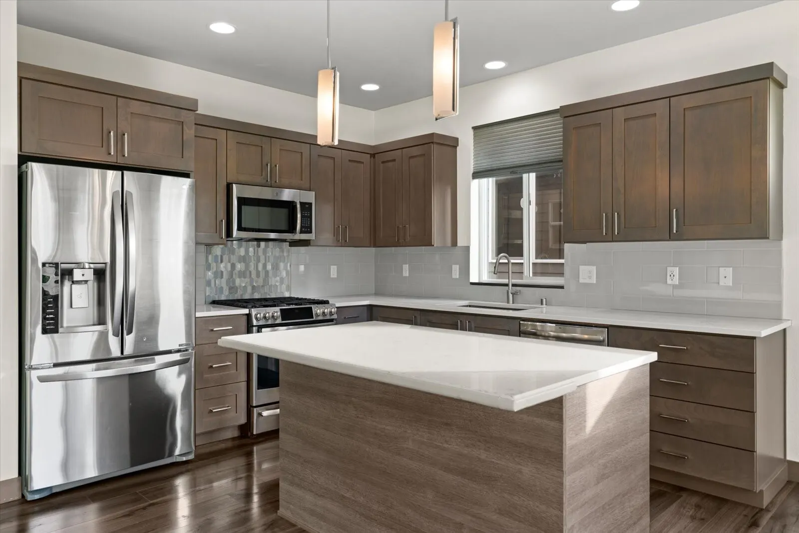 14008 18th Place W, Lynnwood, WA 98087