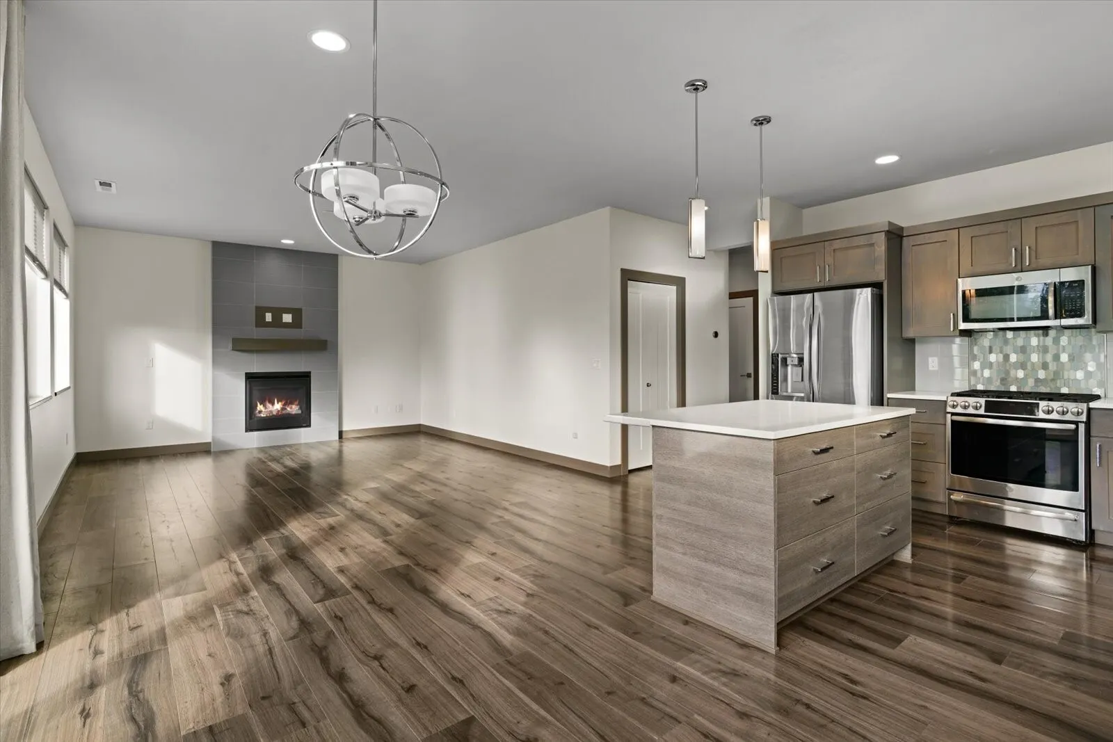 14008 18th Place W, Lynnwood, WA 98087