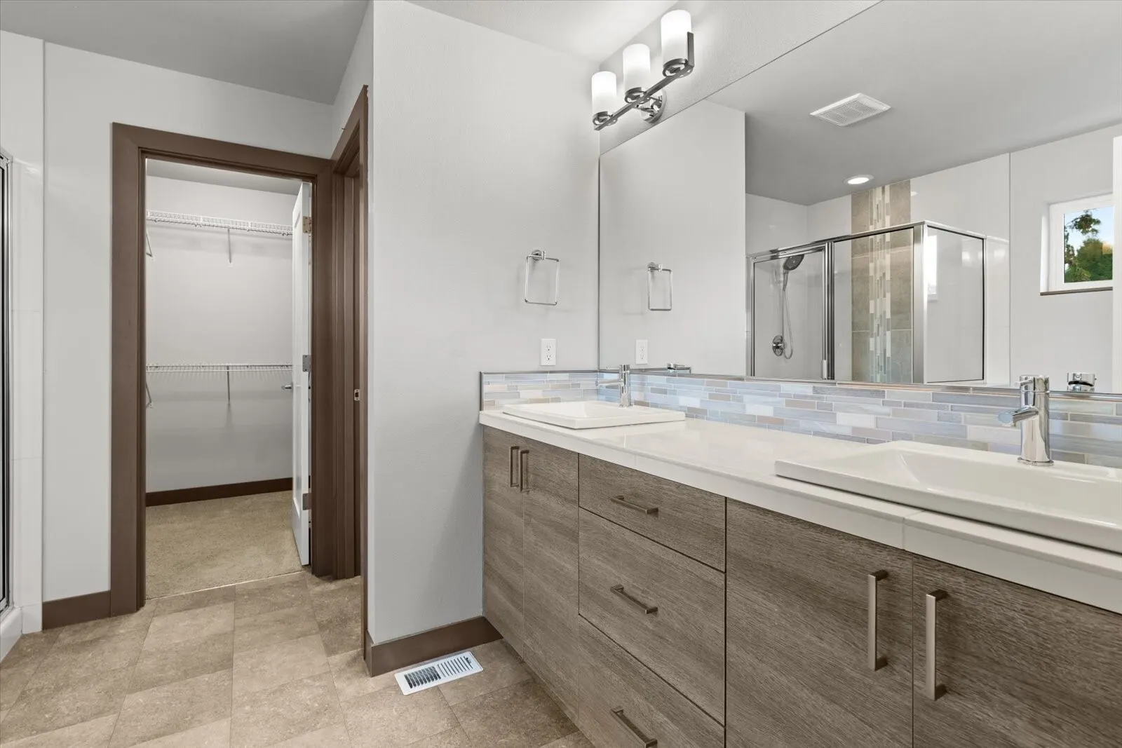 14008 18th Place W, Lynnwood, WA 98087
