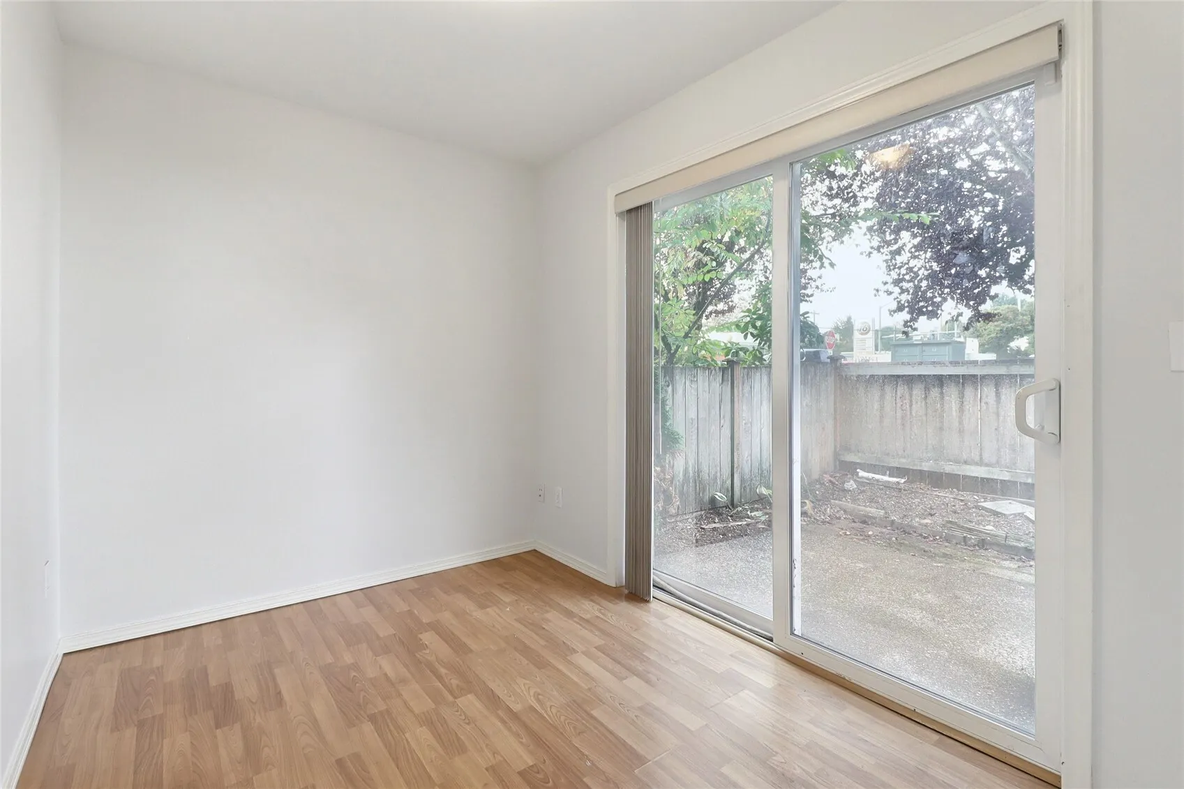 8504 Nesbit Avenue N, Seattle, WA 98103-4035