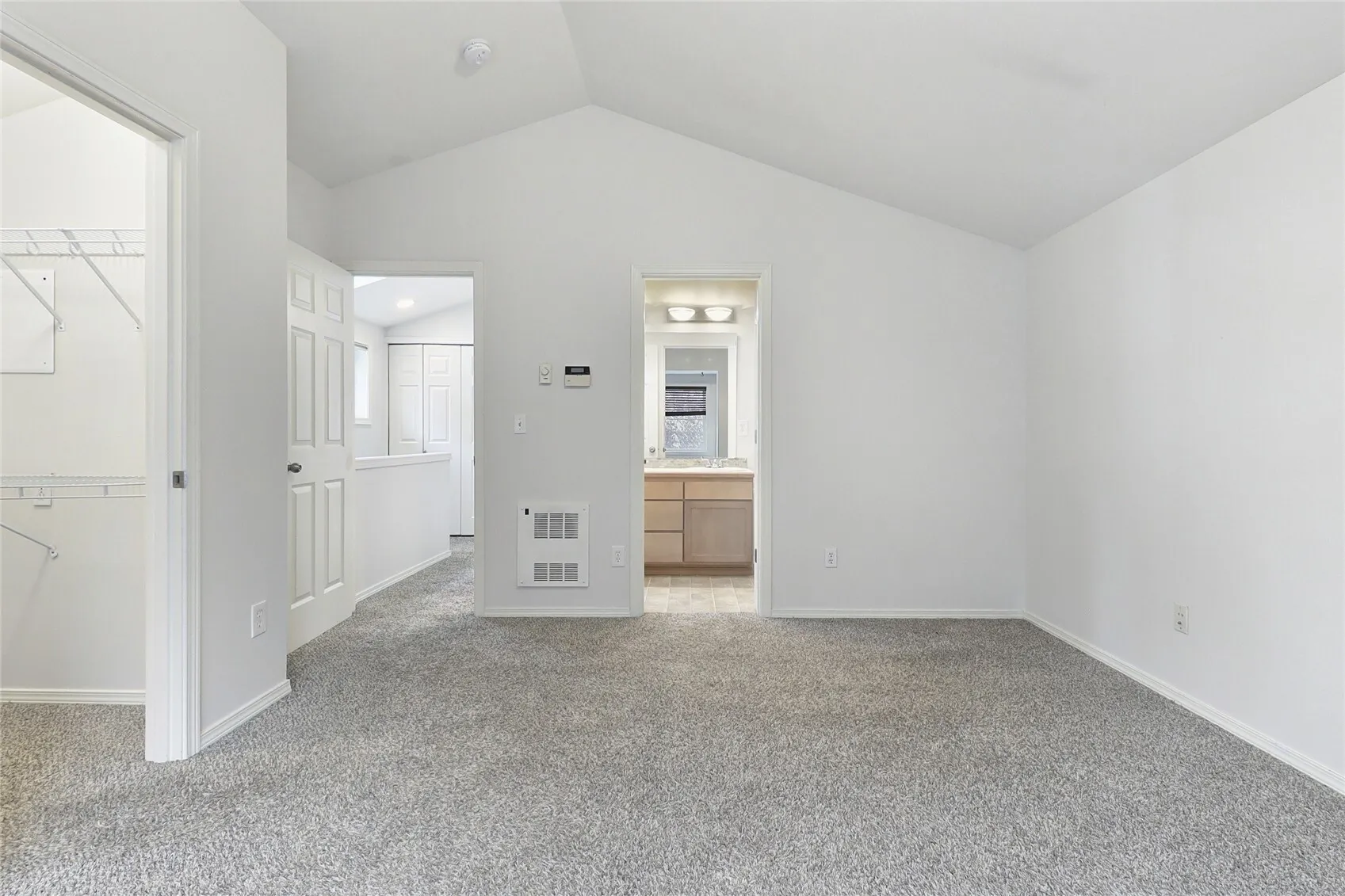8504 Nesbit Avenue N, Seattle, WA 98103-4035