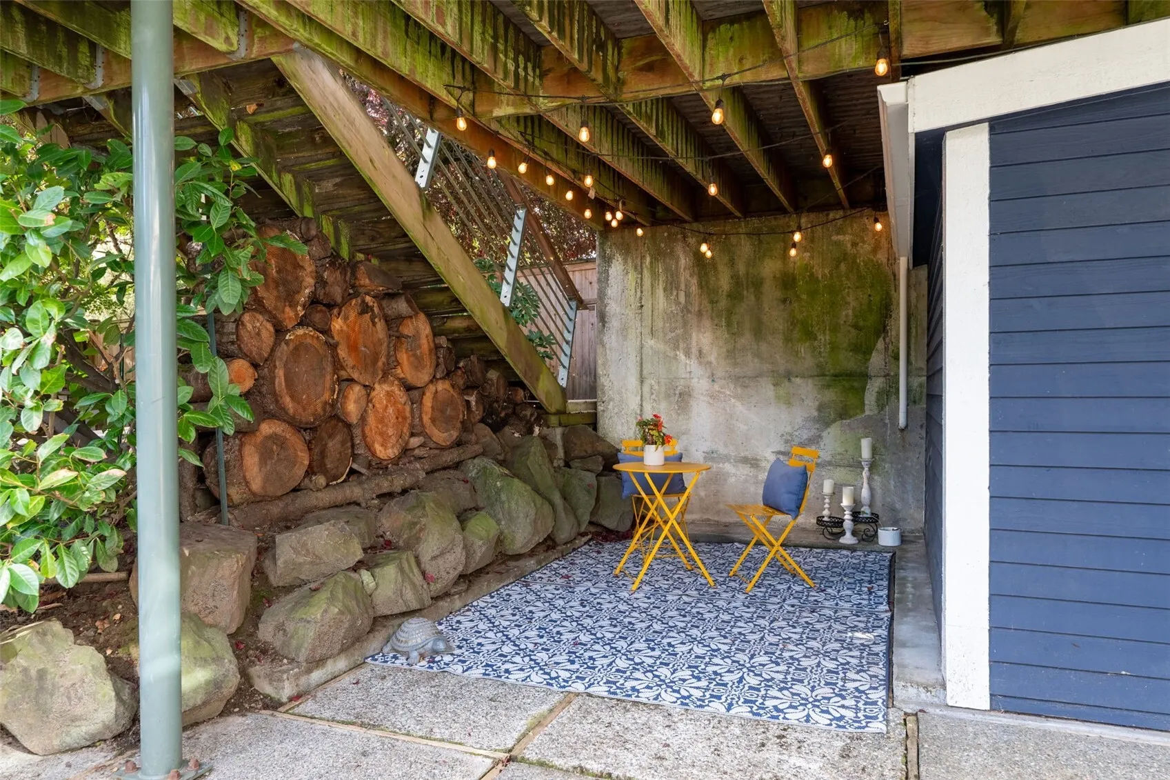 8215 NE 115th Place #Bsment, Kirkland, WA 98034