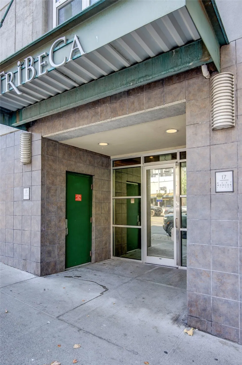 17 W Mercer Street #104, Seattle, WA 98119
