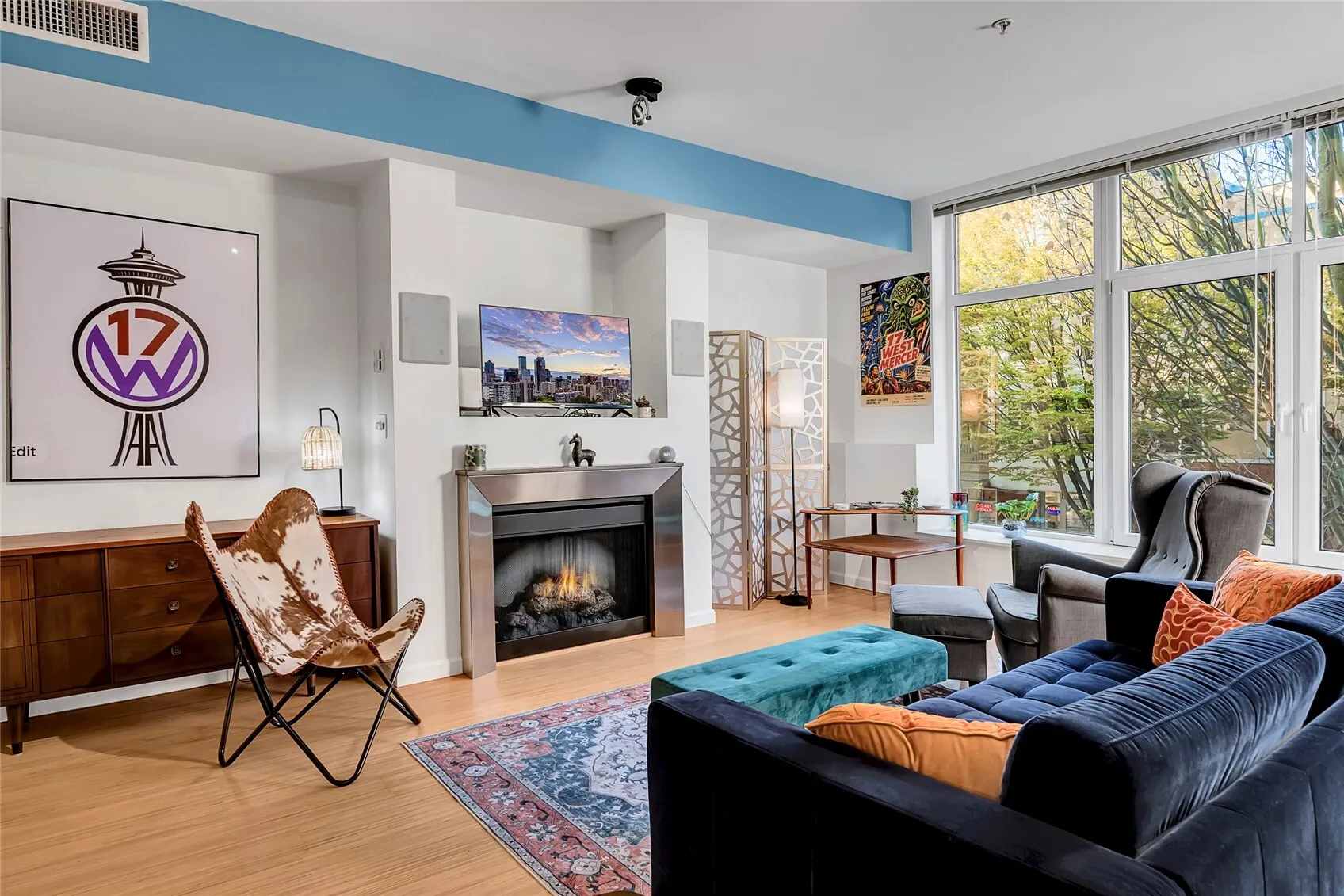 17 W Mercer Street #104, Seattle, WA 98119