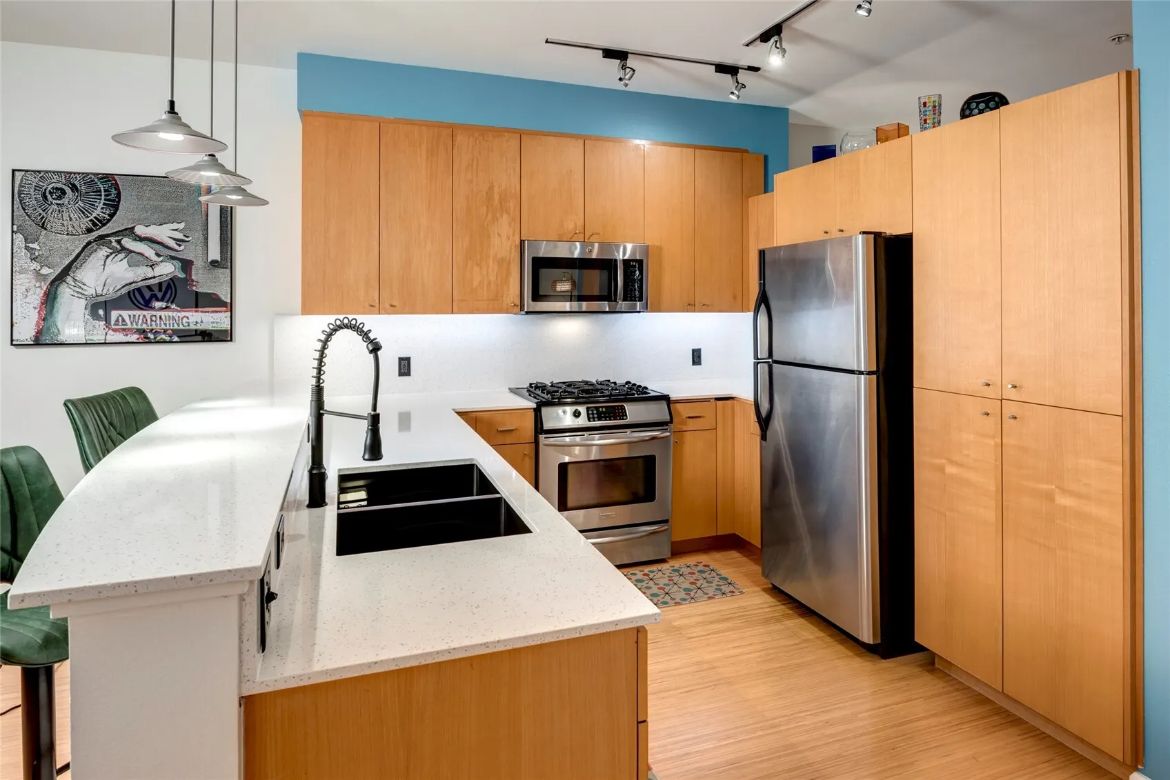 17 W Mercer Street #104, Seattle, WA 98119