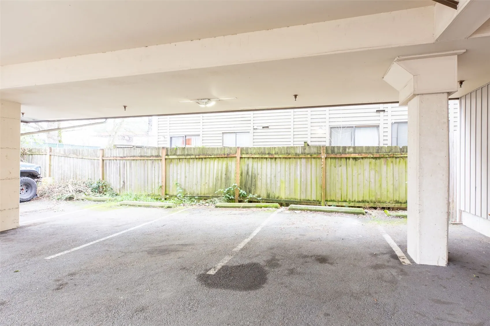 10511 Midvale Avenue N #101, Seattle, WA 98133
