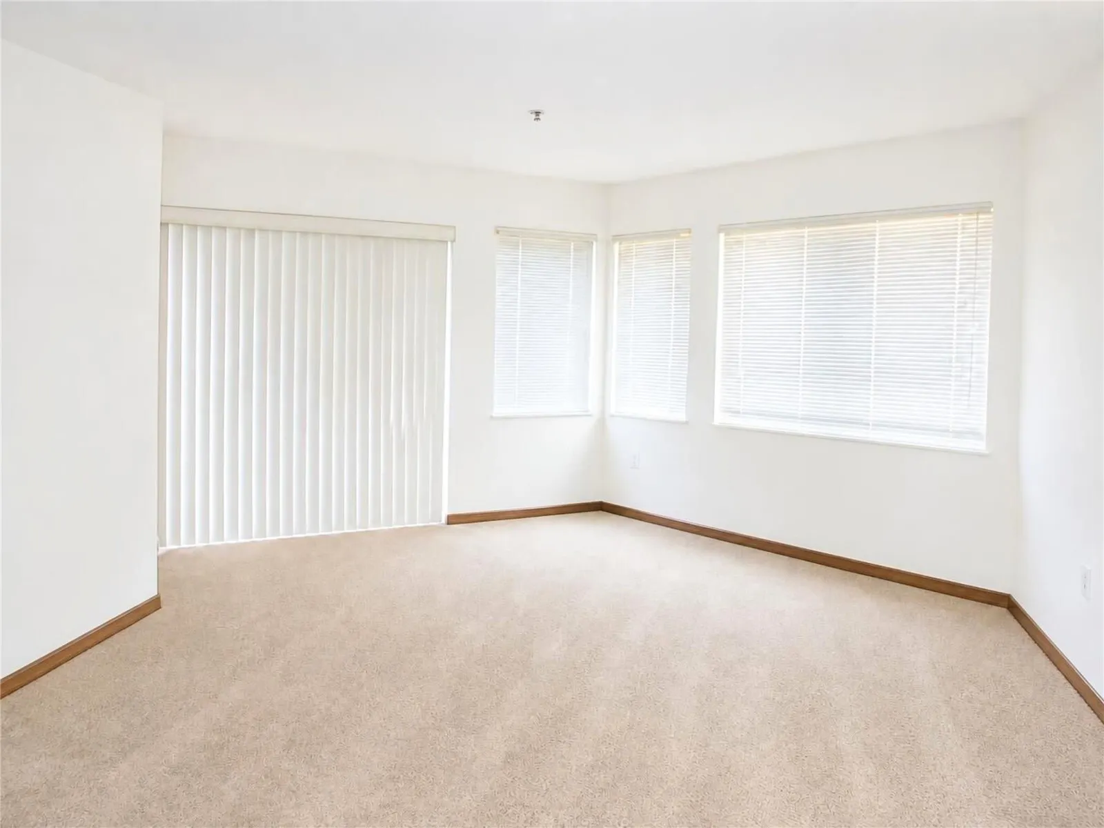 1822 152nd Avenue NE #E113, Bellevue, WA 98007