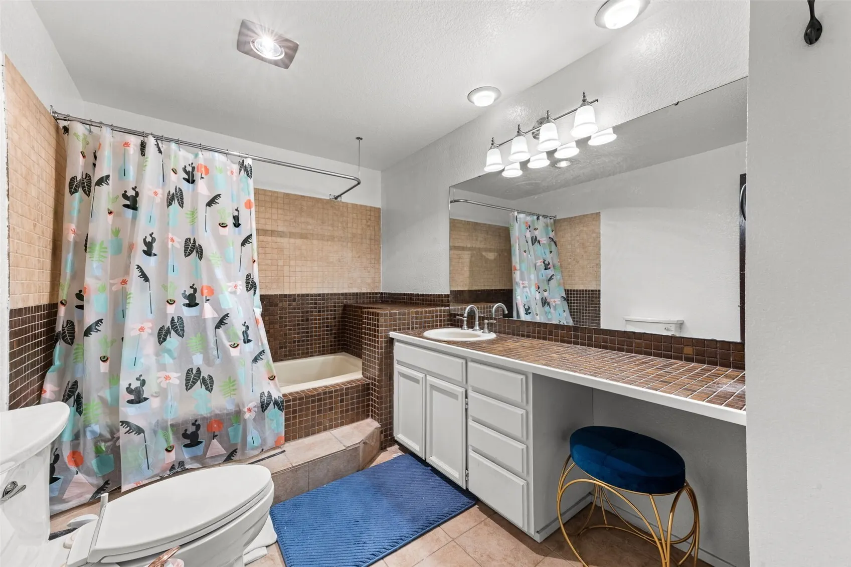 12303 SE 60th Street #2C, Bellevue, WA 98006