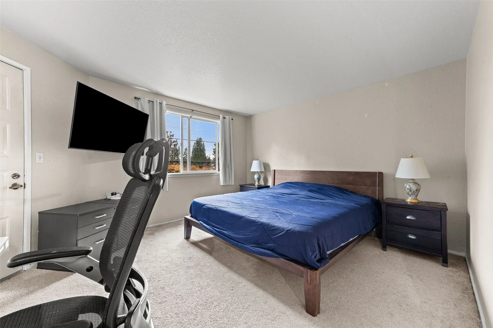 12303 SE 60th Street #2C, Bellevue, WA 98006