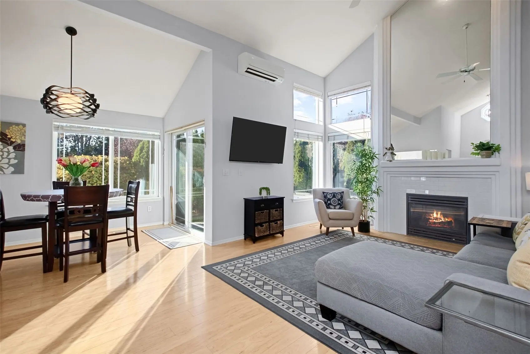 2423 195th Street SE #A, Bothell, WA 98012