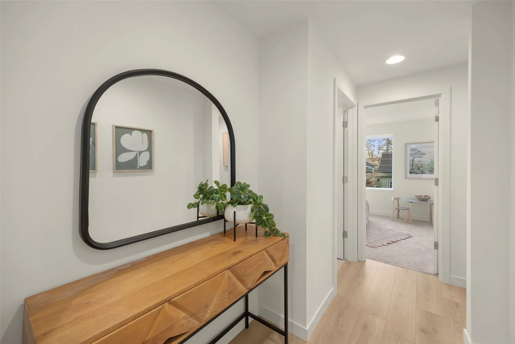 8313 E 12th Avenue NW, Seattle, WA 98117