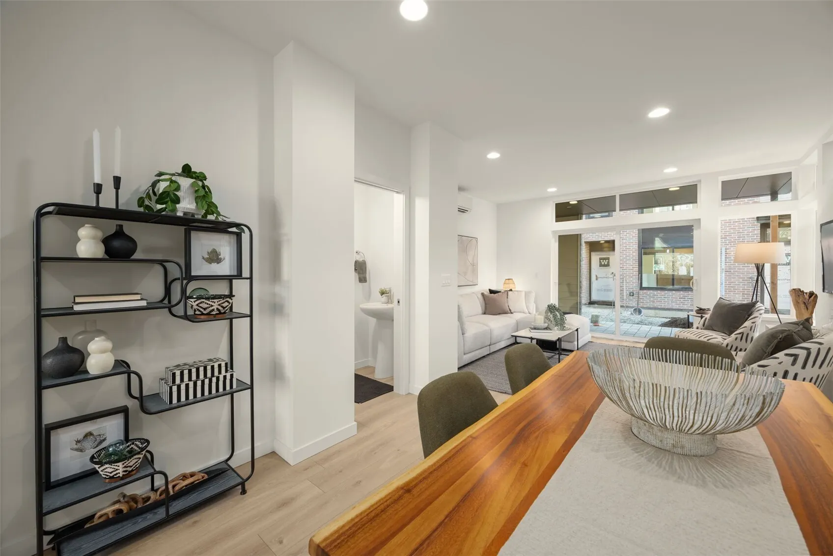 8313 E 12th Avenue NW, Seattle, WA 98117
