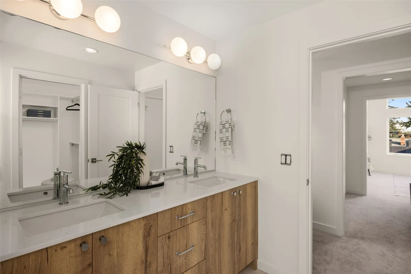 8313 E 12th Avenue NW, Seattle, WA 98117