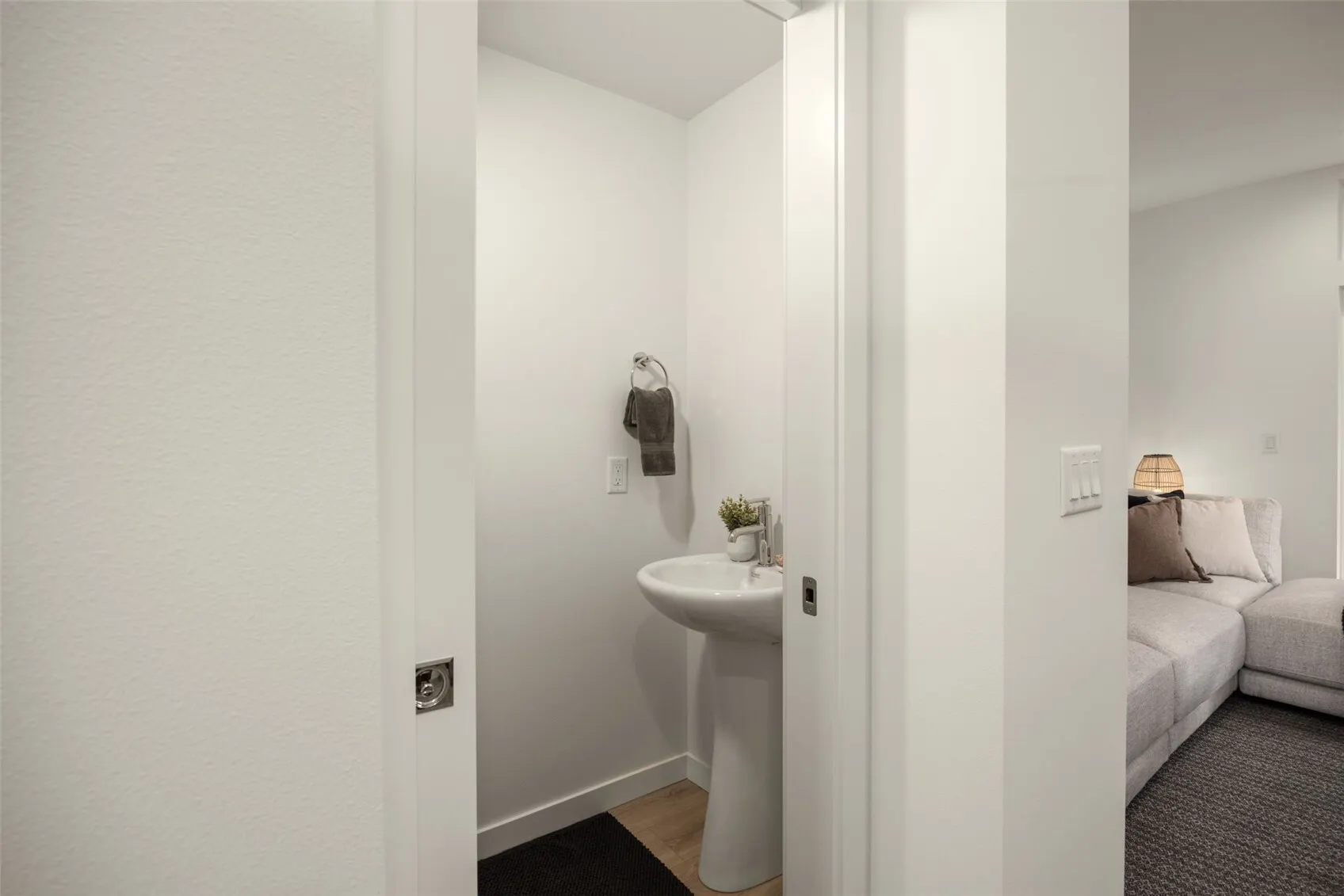 8313 E 12th Avenue NW, Seattle, WA 98117