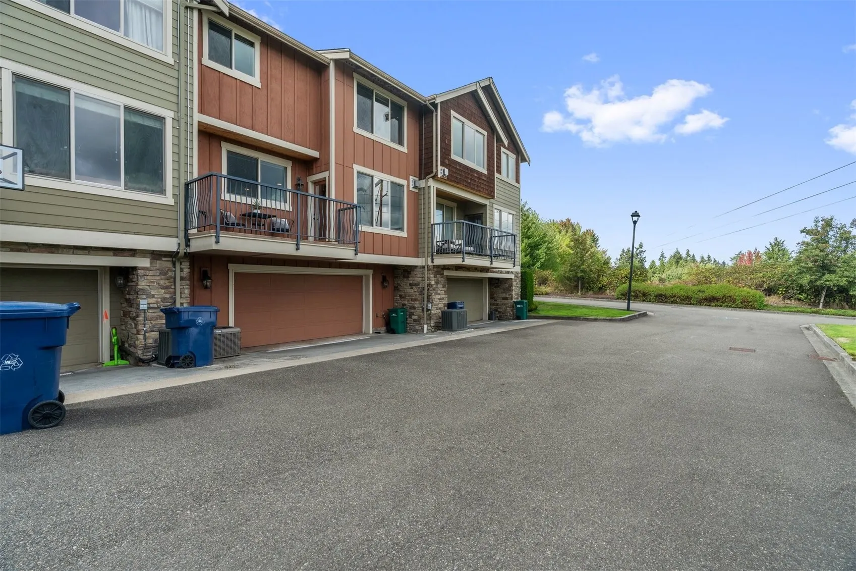 15186 132nd Avenue NE, Woodinville, WA 98072