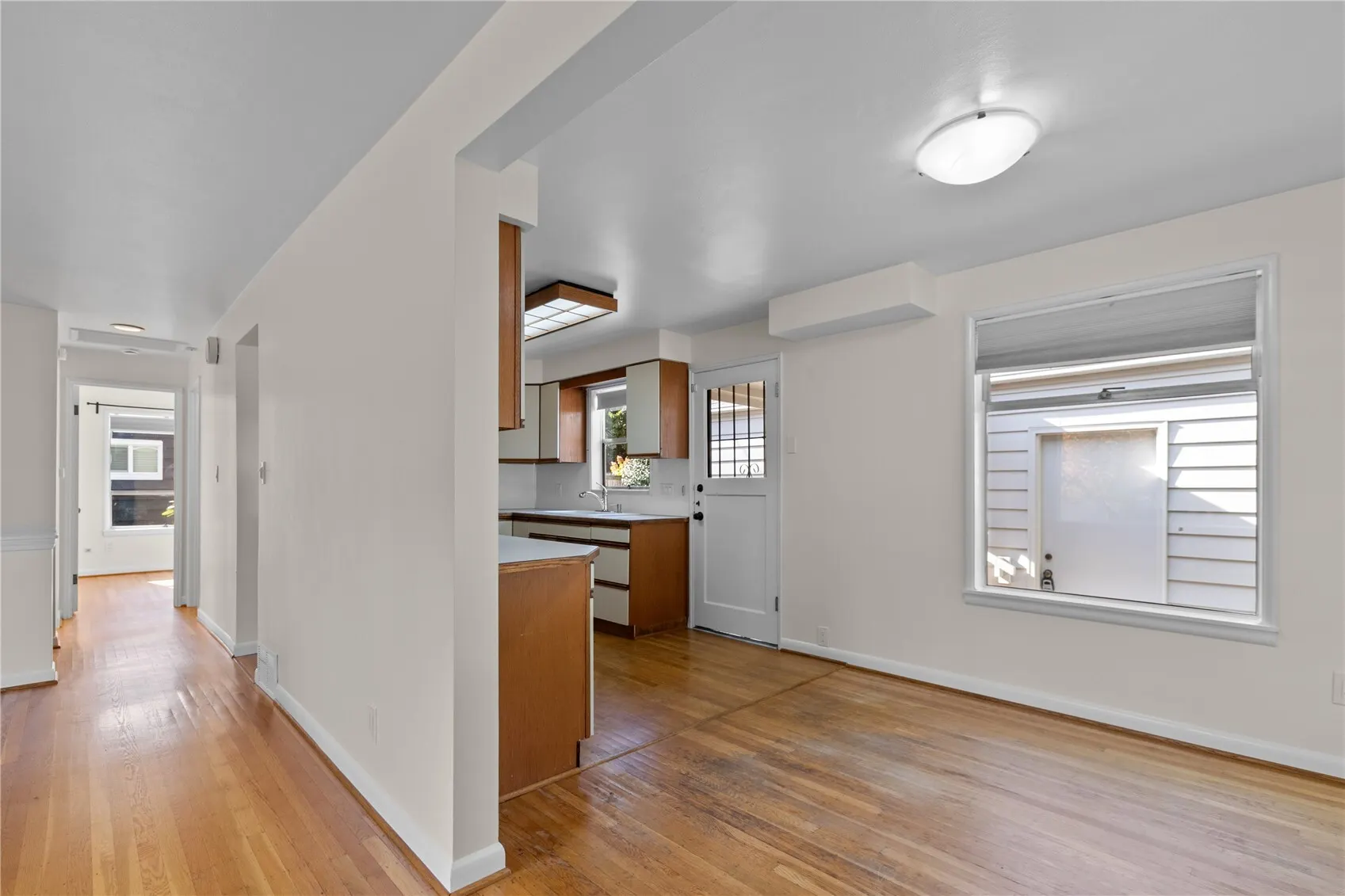 7755 44th Avenue NE, Seattle, WA 98115