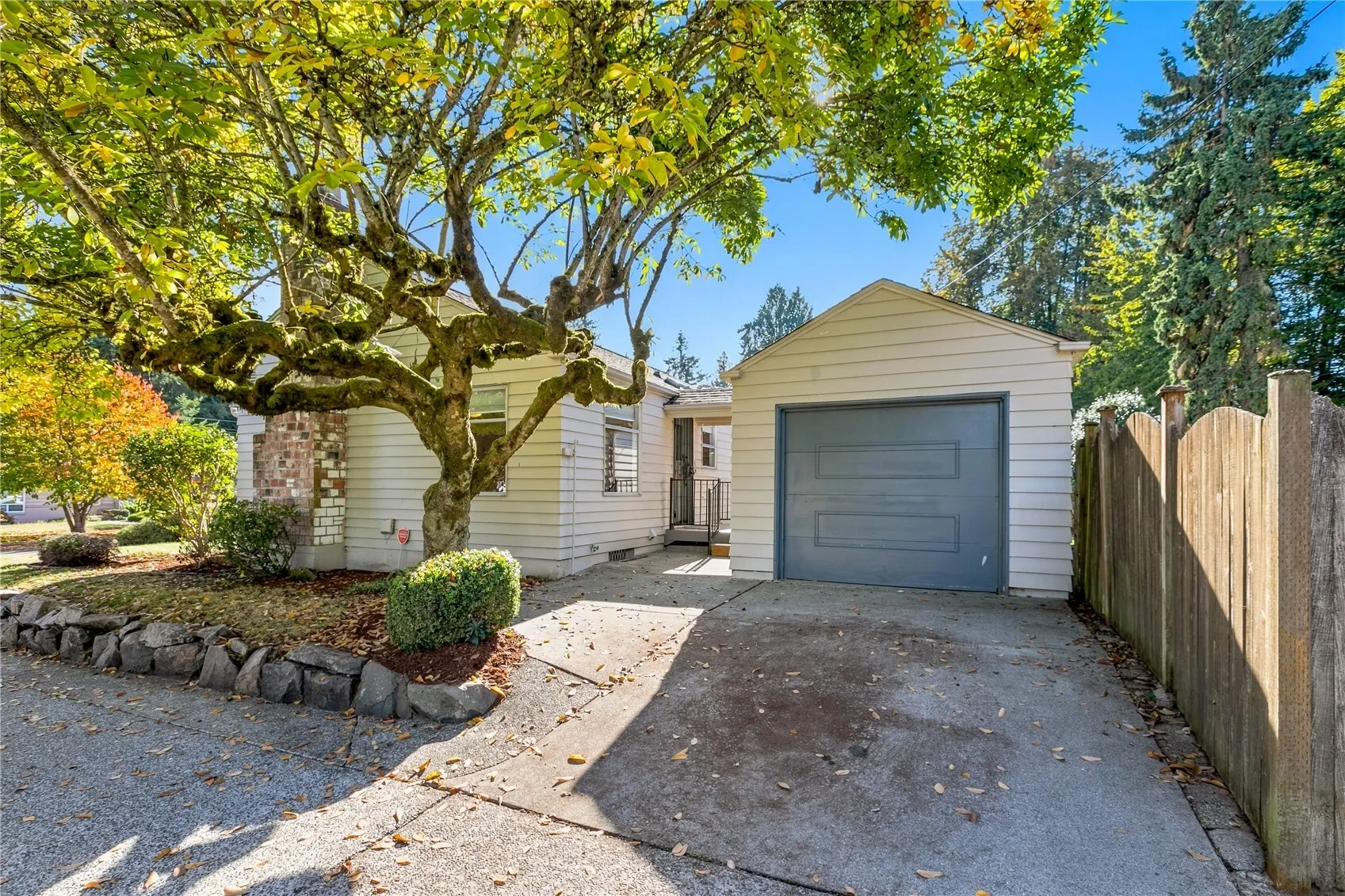 7755 44th Avenue NE, Seattle, WA 98115