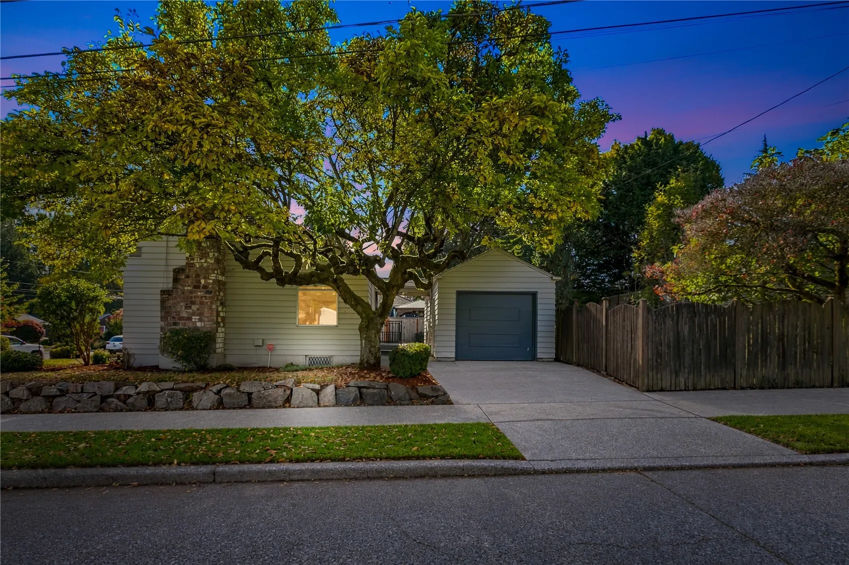 7755 44th Avenue NE, Seattle, WA 98115