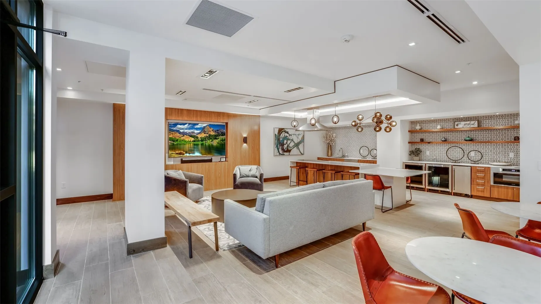 1085 103rd Avenue NE #325, Bellevue, WA 98004