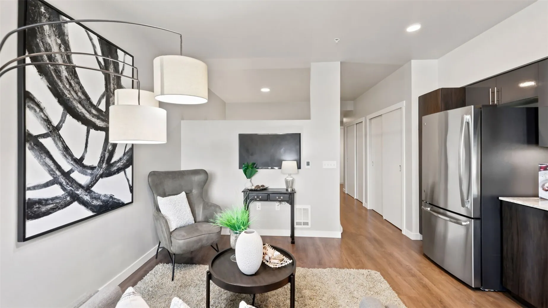 1085 103rd Avenue NE #325, Bellevue, WA 98004