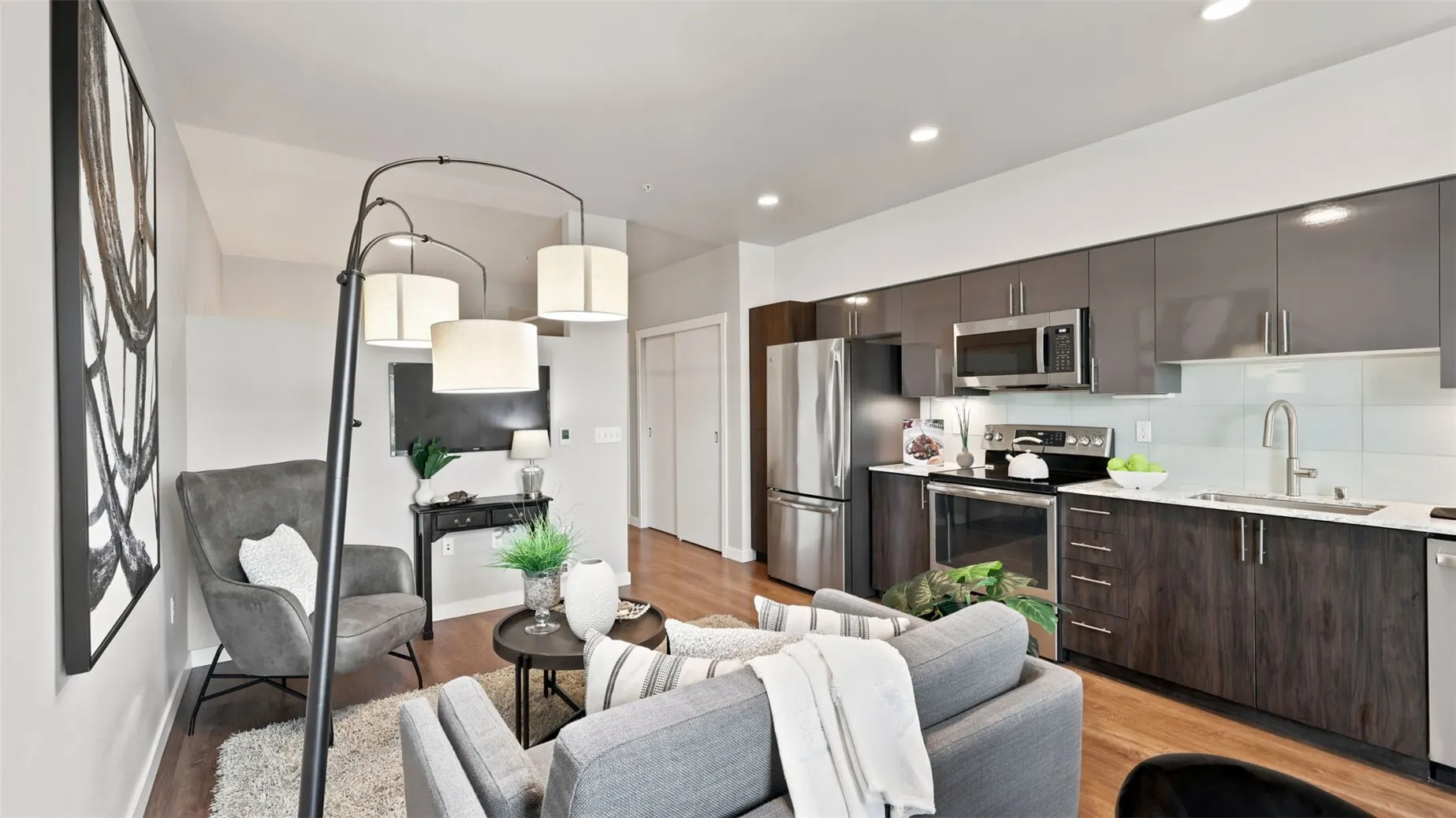 1085 103rd Avenue NE #325, Bellevue, WA 98004