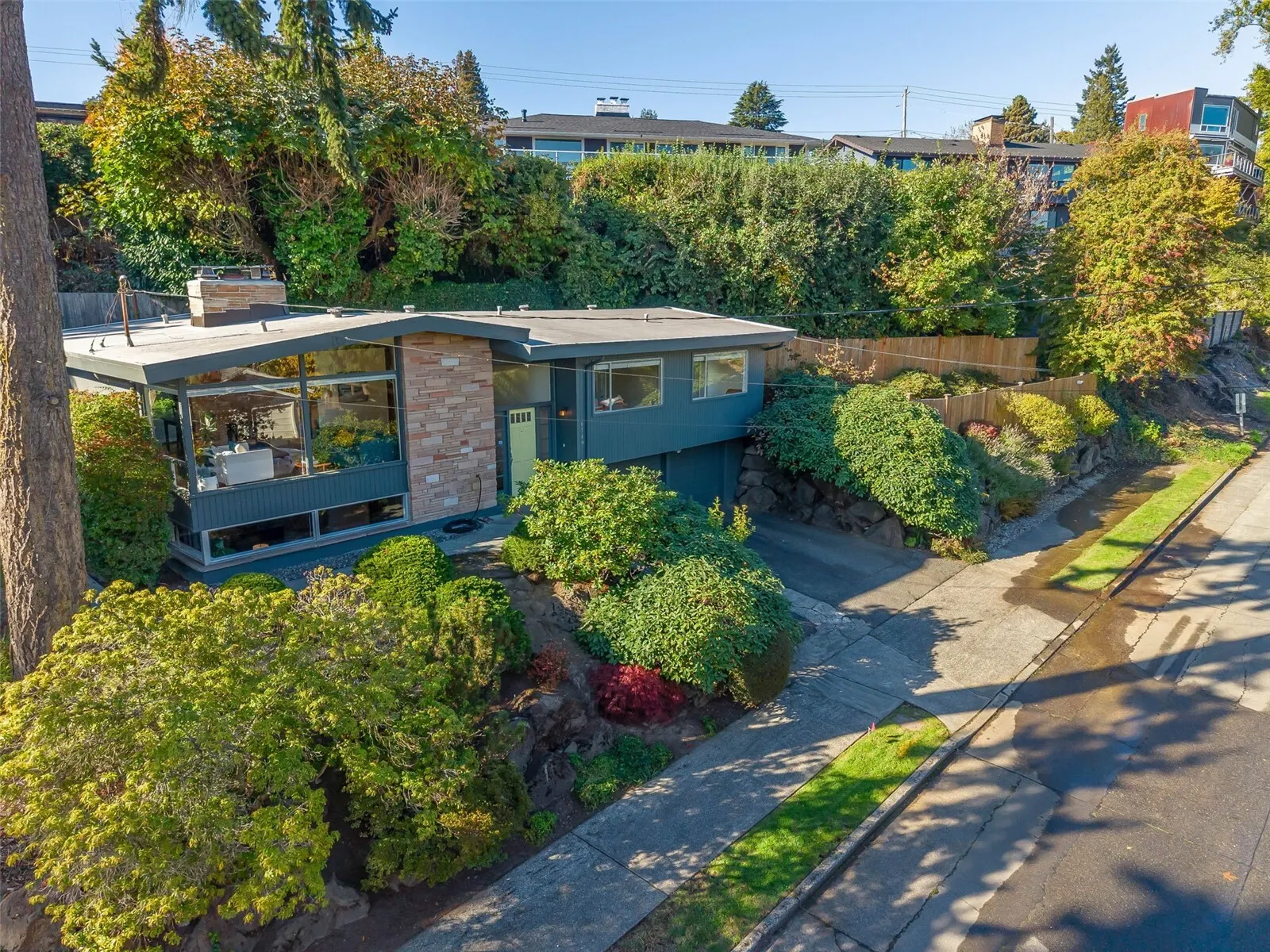 6749 55th Avenue S, Seattle, WA 98118