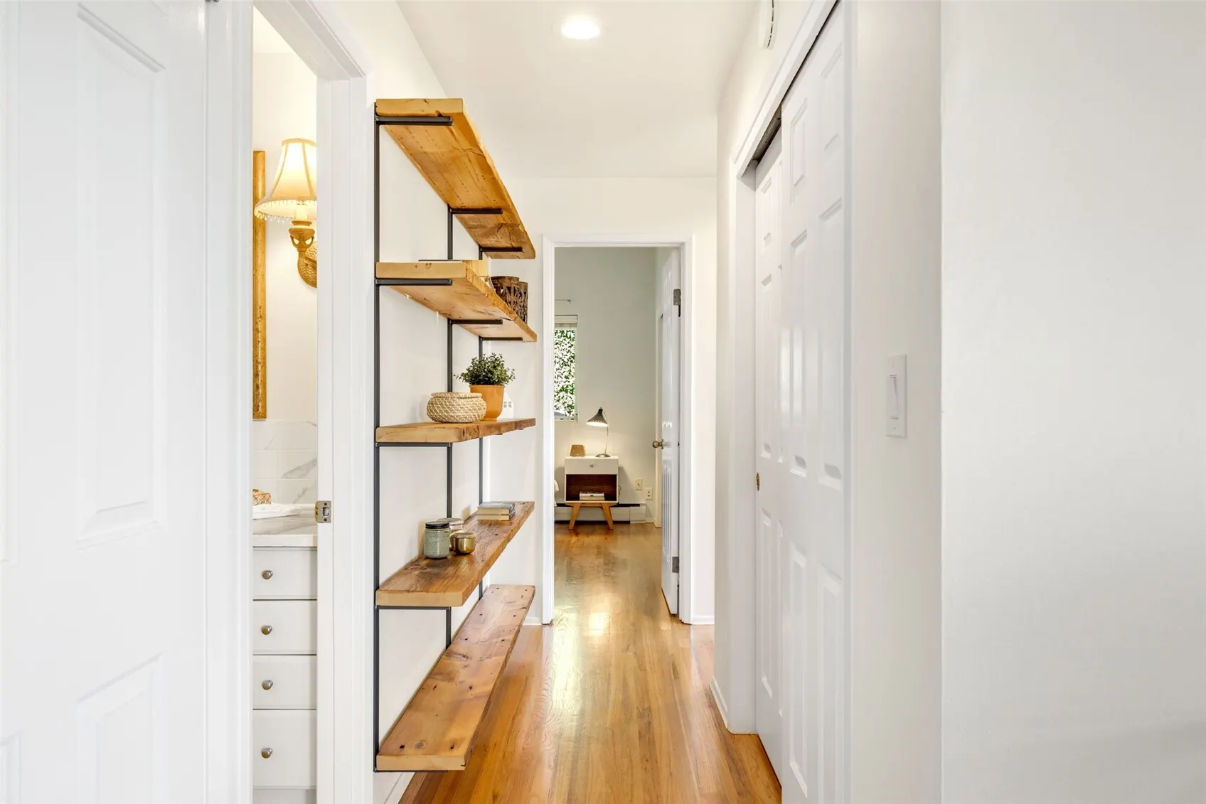 6749 55th Avenue S, Seattle, WA 98118