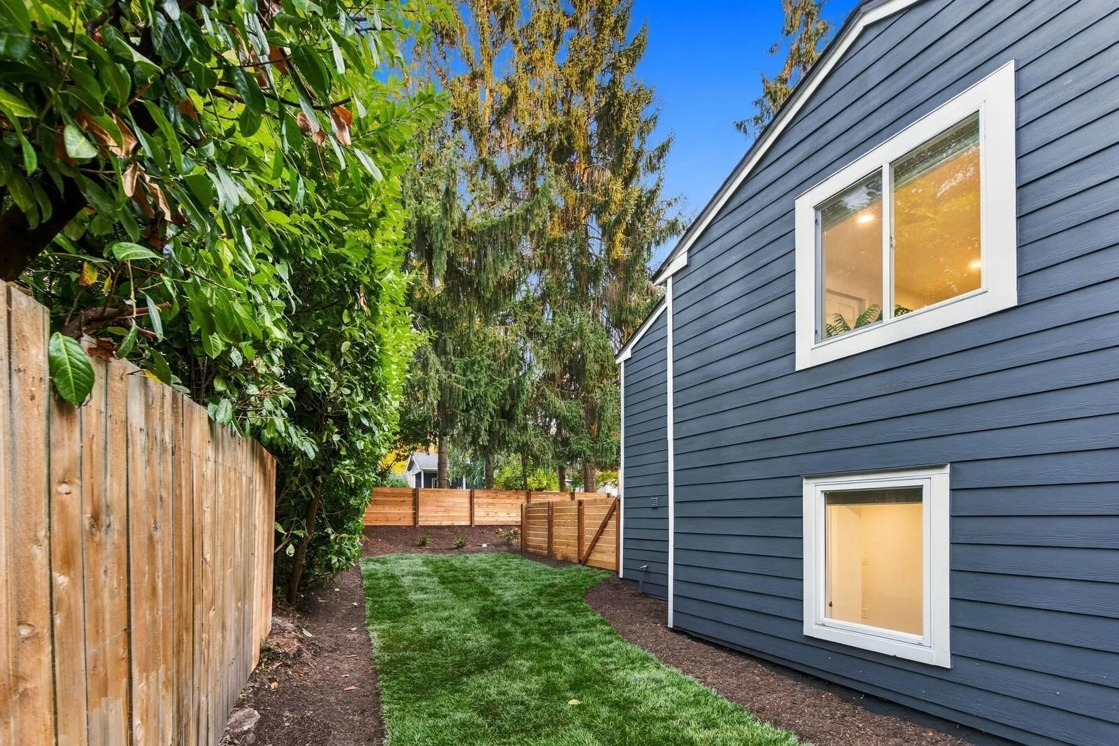 13741 37th Avenue NE, Seattle, WA 98125