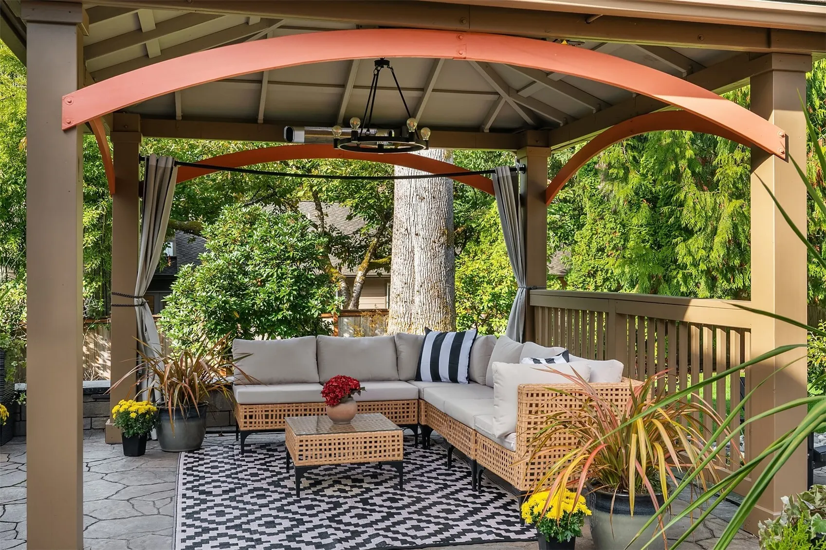 17626 NE 136th Street , Redmond, WA 98052