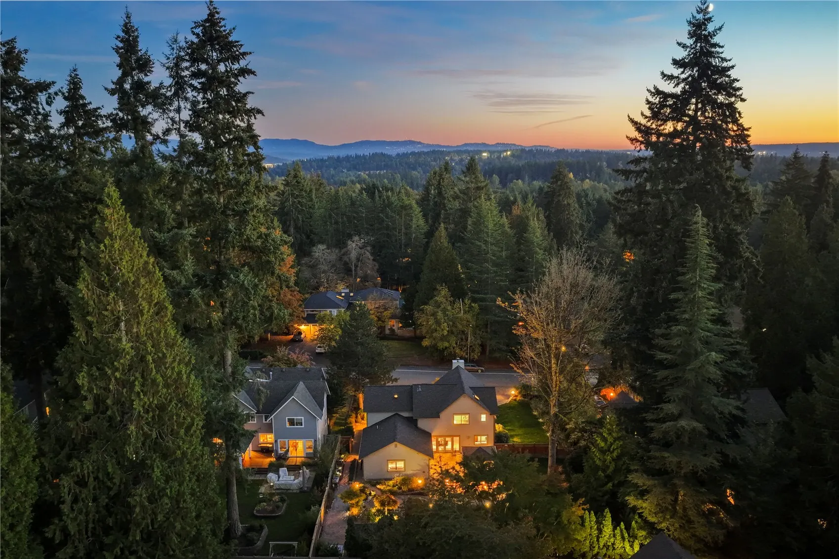 17626 NE 136th Street , Redmond, WA 98052