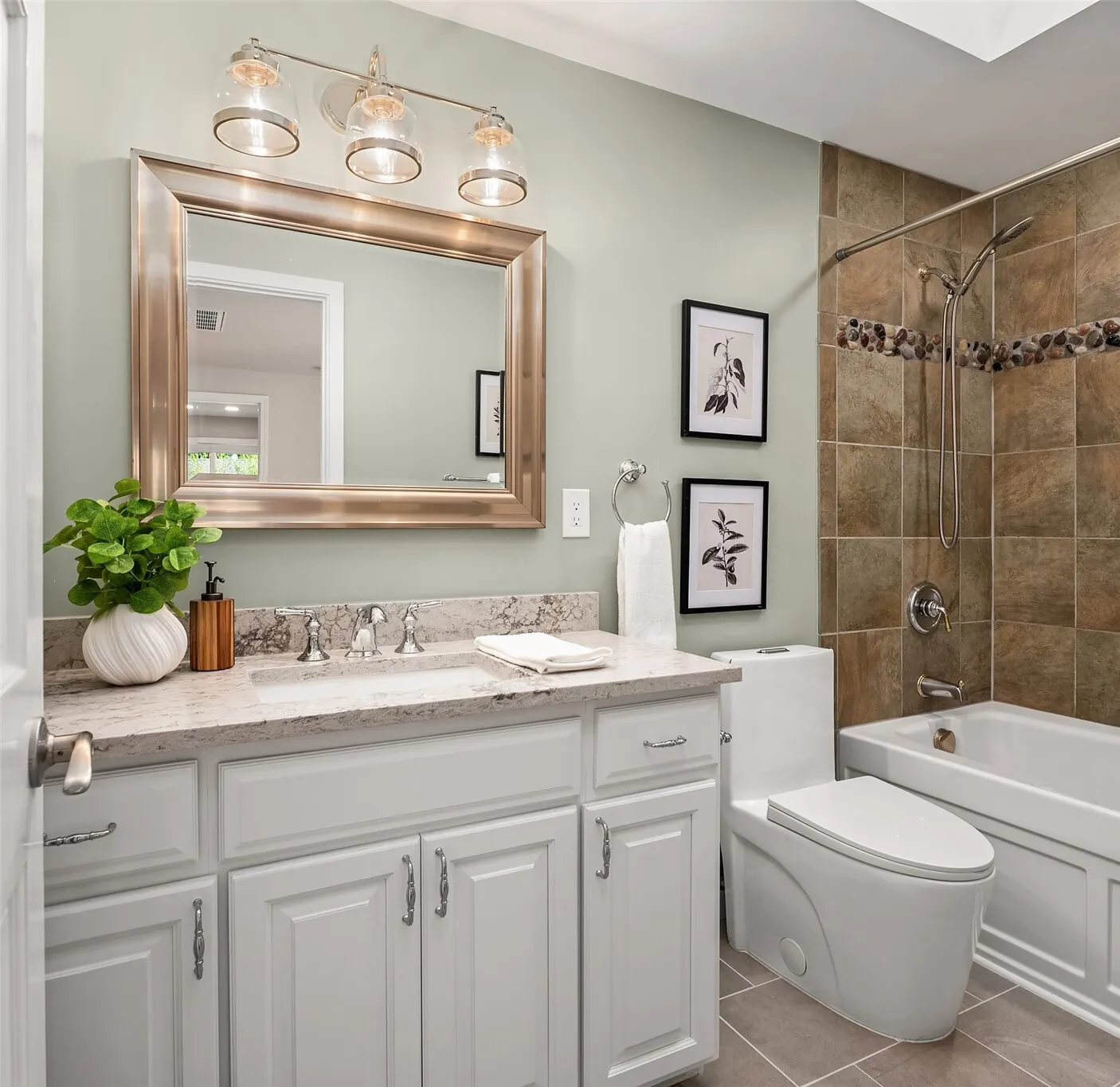 17626 NE 136th Street , Redmond, WA 98052