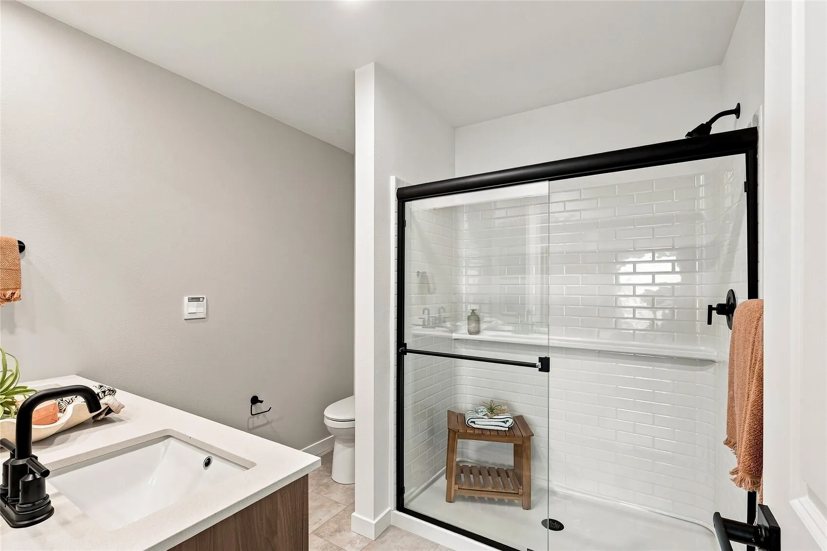 16202 Manor Way #G2, Lynnwood, WA 98087