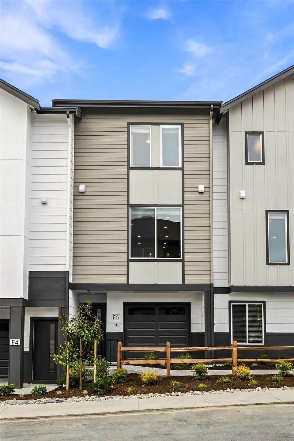 16202 Manor Way #G2, Lynnwood, WA 98087