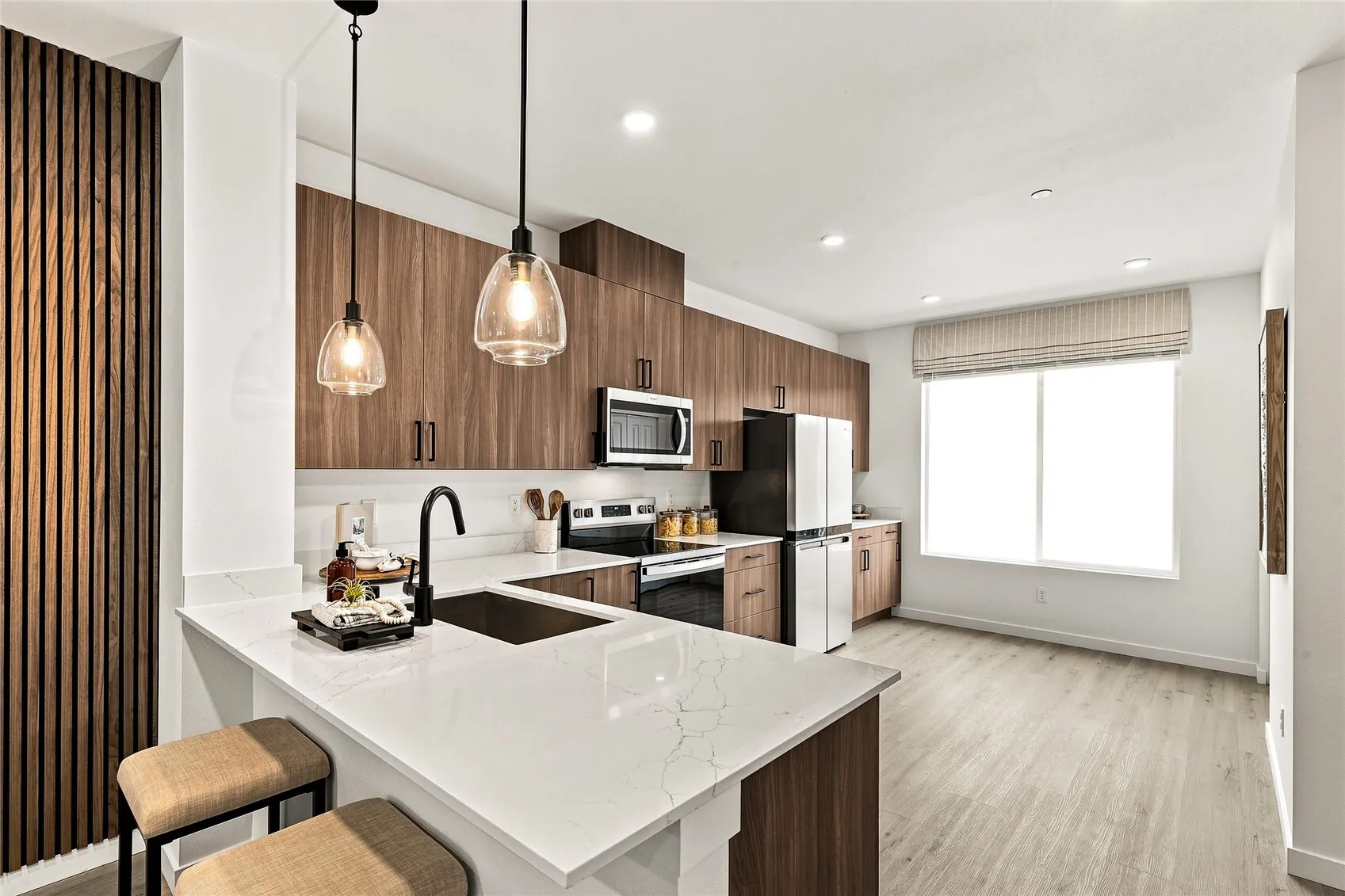 16202 Manor Way #G2, Lynnwood, WA 98087