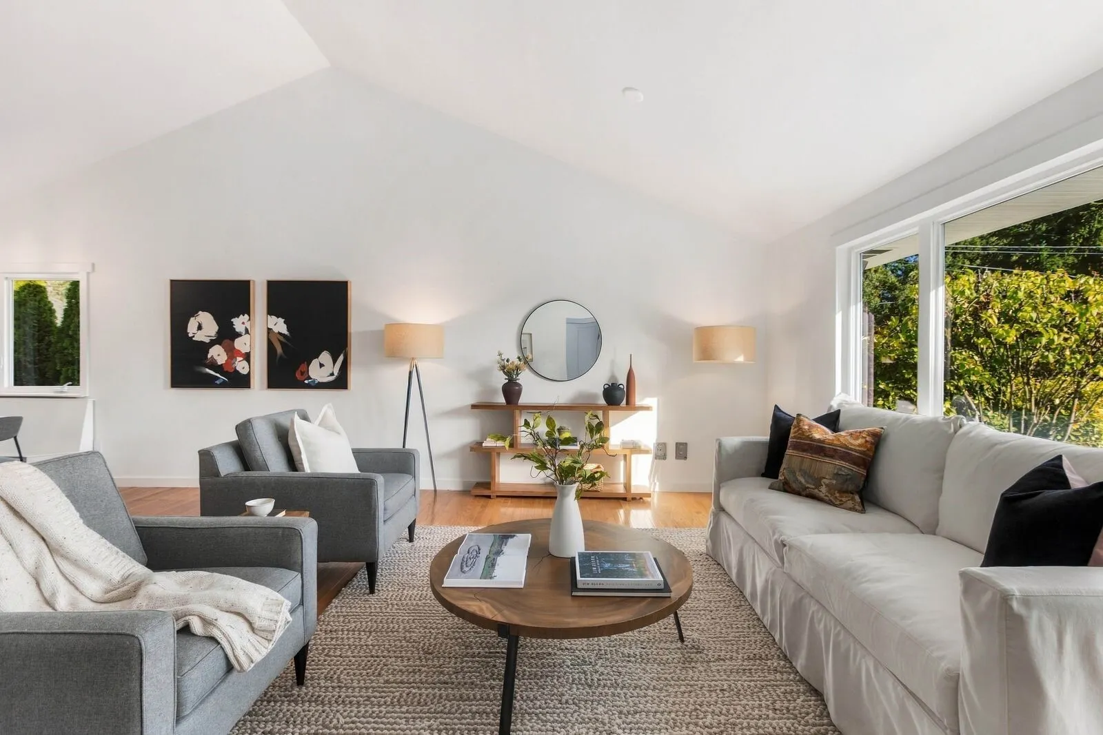 13047 31st Avenue NE, Seattle, WA 98125-4409