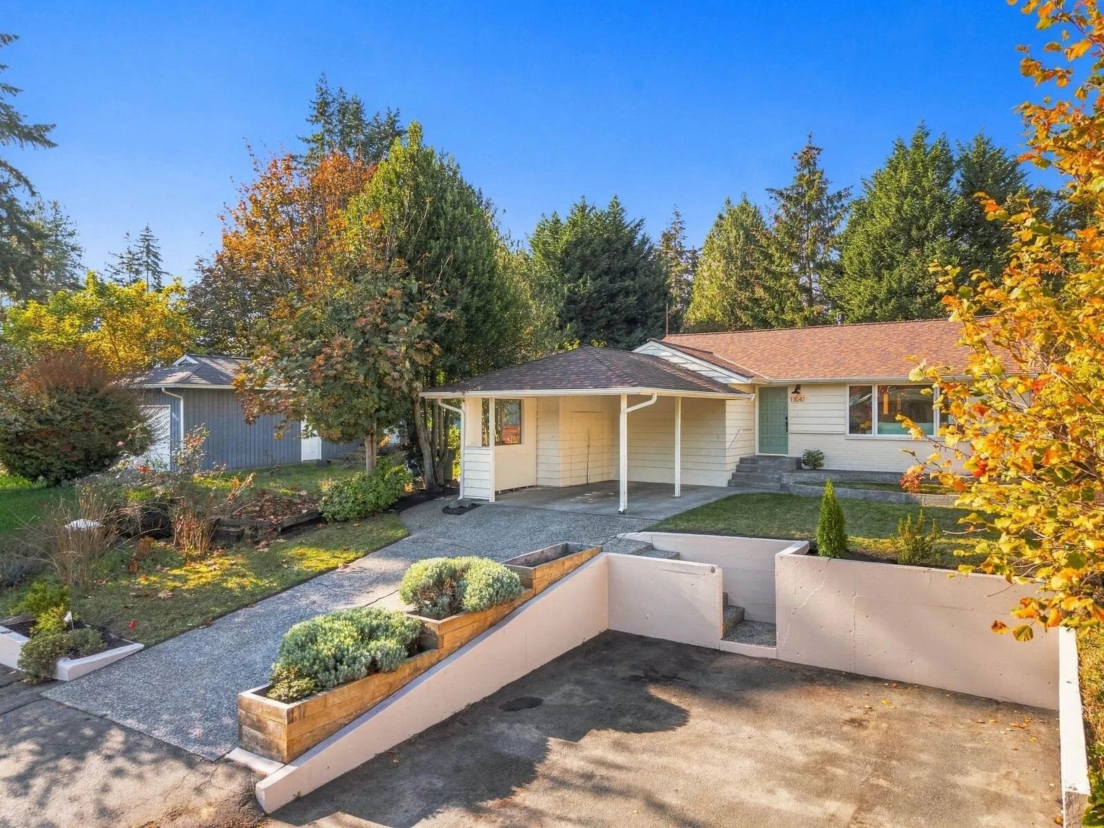 13047 31st Avenue NE, Seattle, WA 98125-4409
