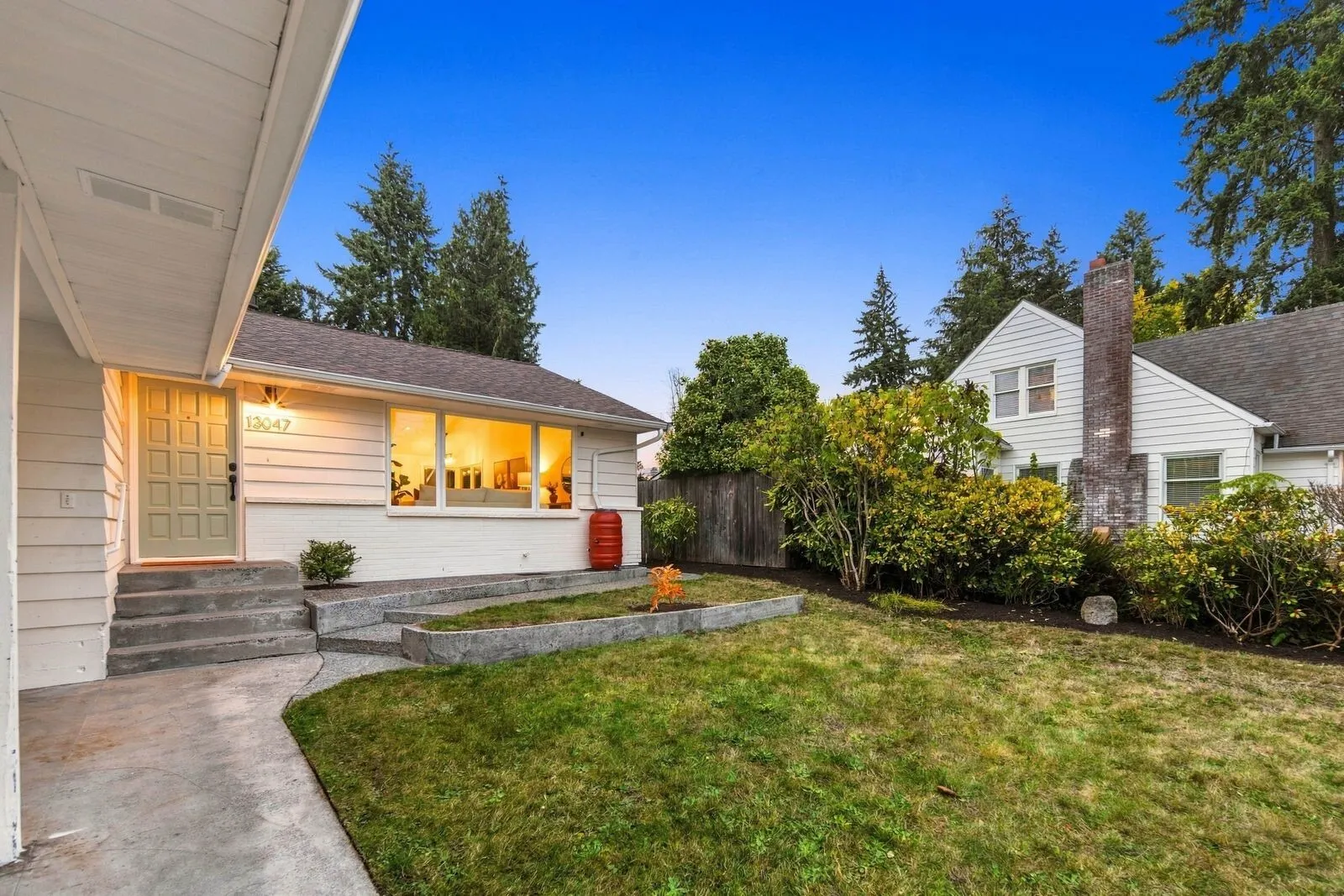 13047 31st Avenue NE, Seattle, WA 98125-4409