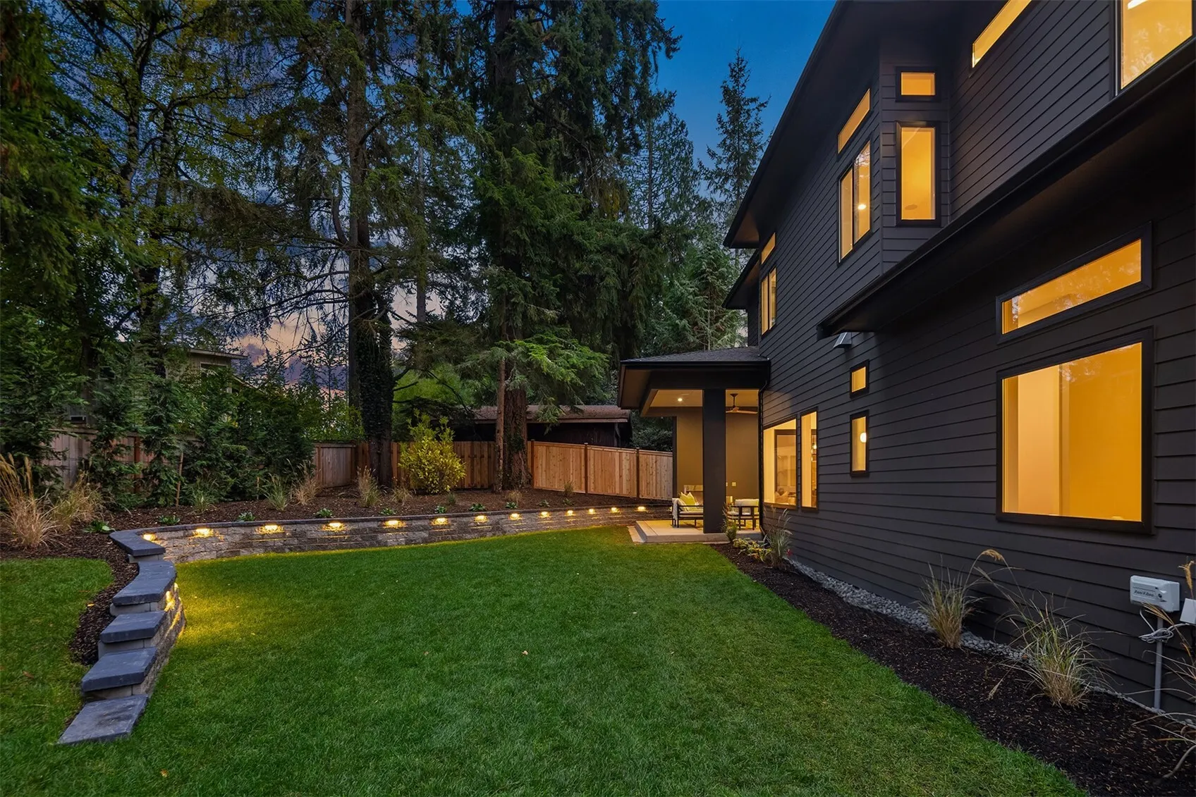 1814 153rd Avenue SE, Bellevue, WA 98007