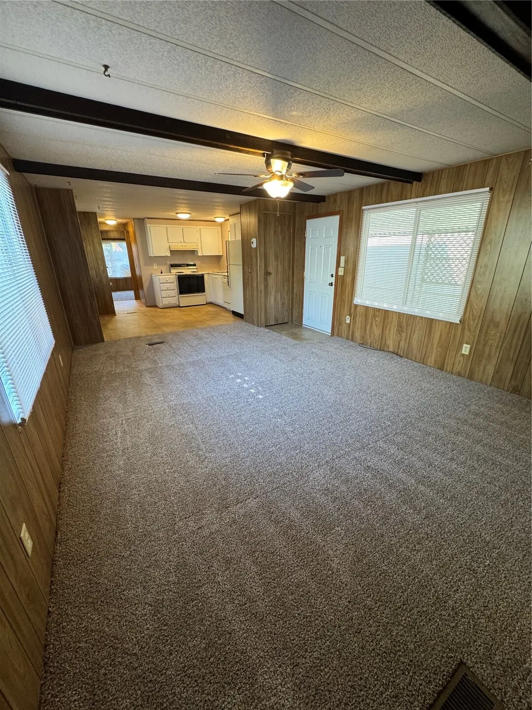2200 SE 196th St #34, Bothell, WA 98012