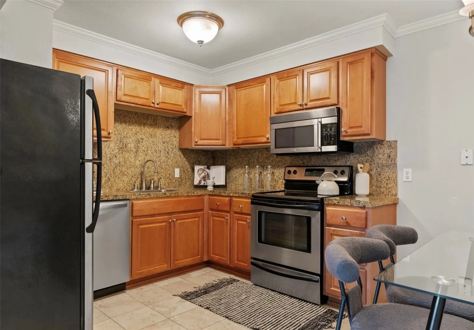3626 14th Avenue W #102, Seattle, WA 98119