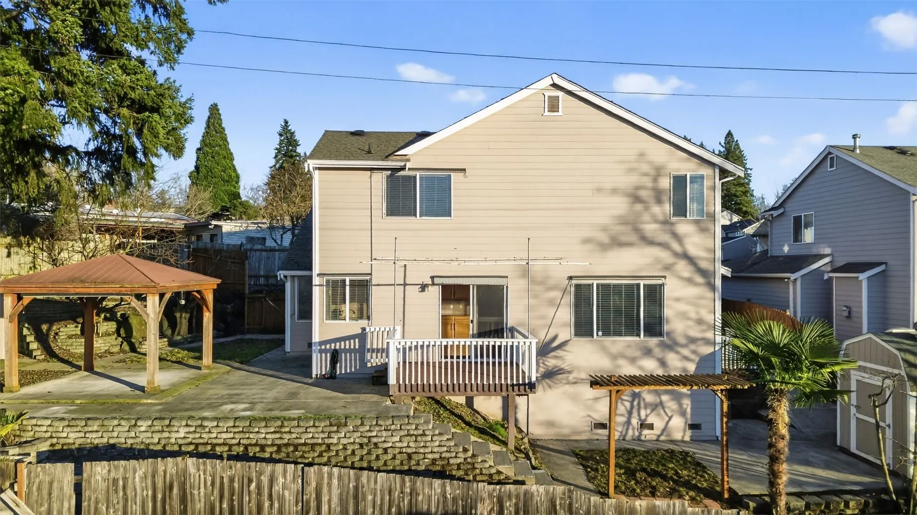 2103 NE 6th Circle , Renton, WA 98056-4501