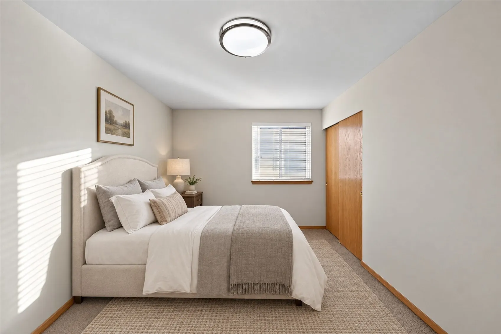2103 NE 6th Circle , Renton, WA 98056-4501