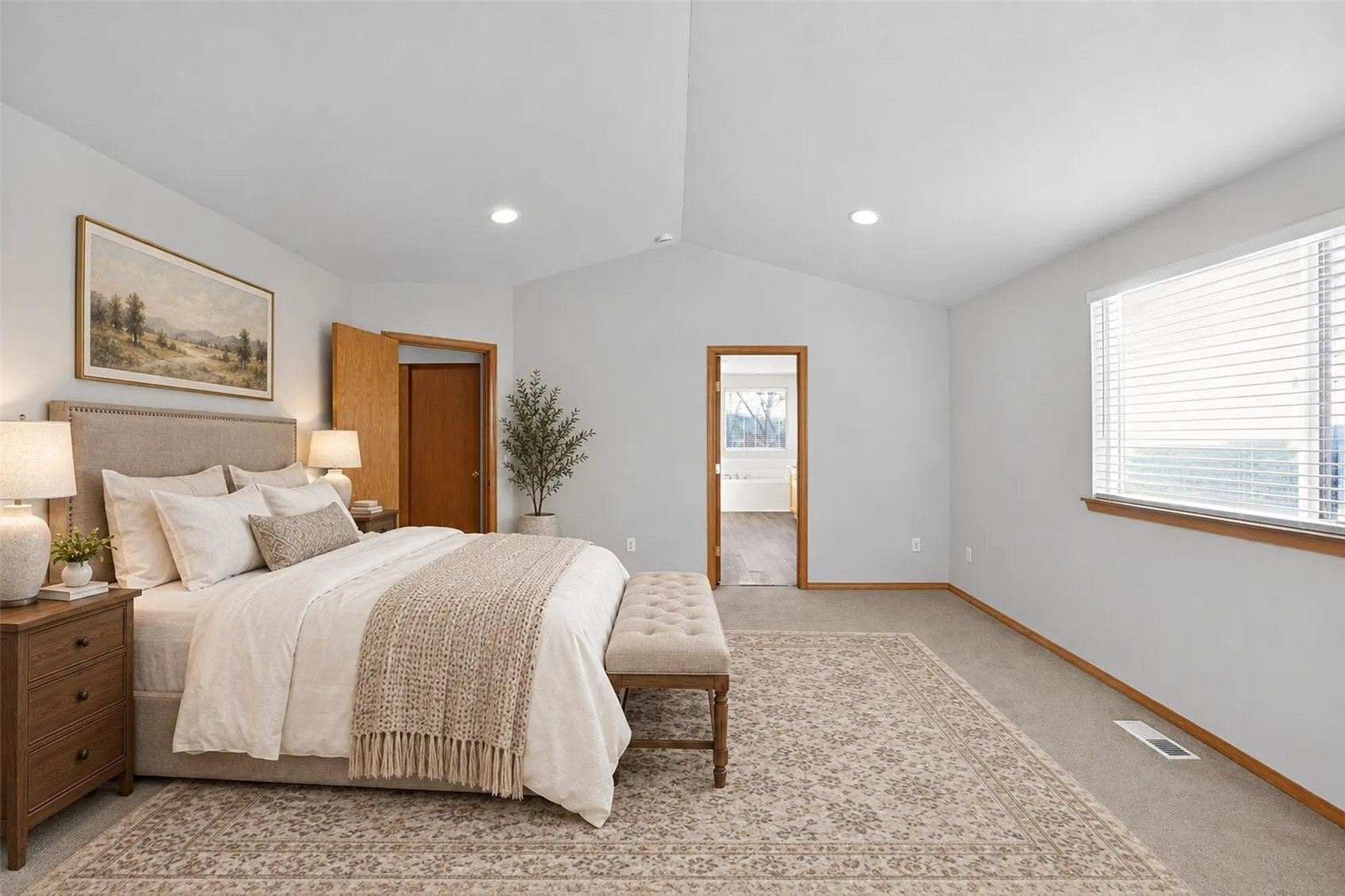 2103 NE 6th Circle , Renton, WA 98056-4501