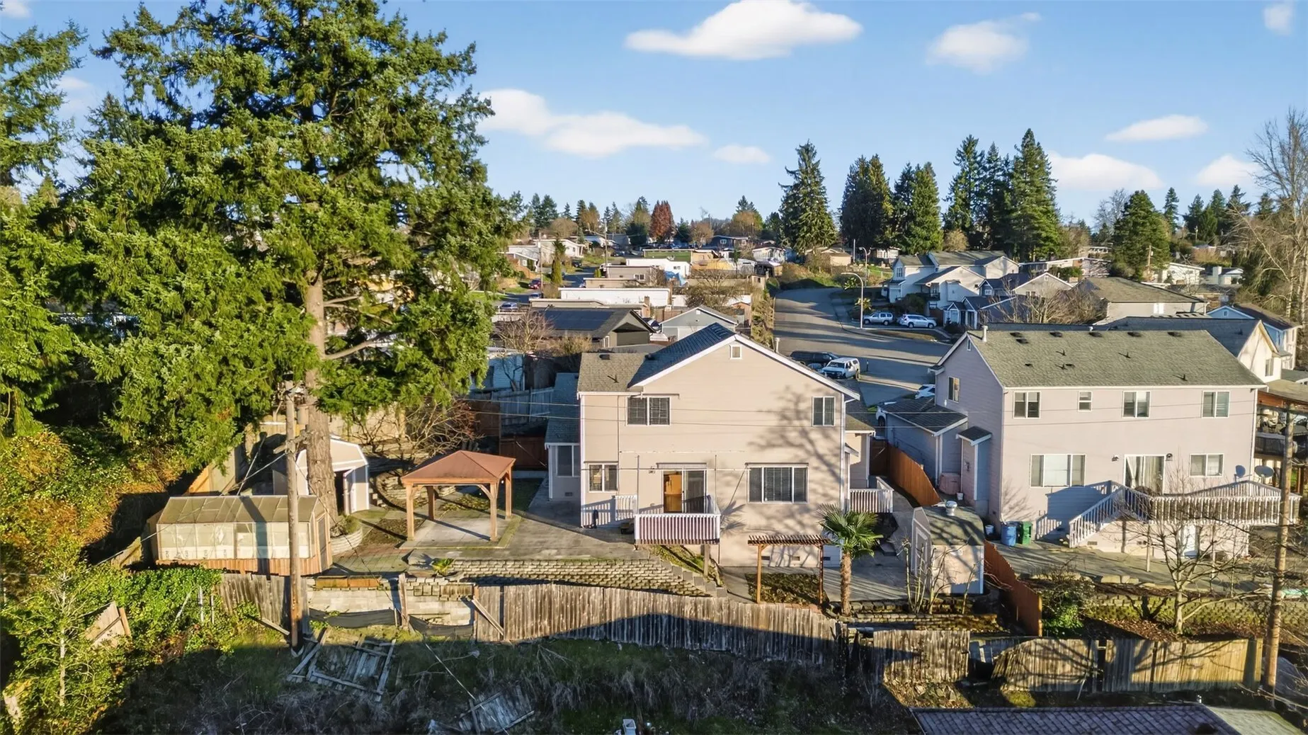 2103 NE 6th Circle , Renton, WA 98056-4501