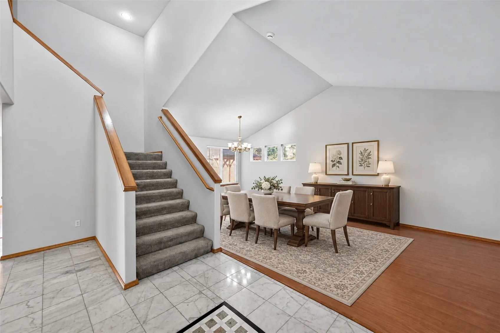 2103 NE 6th Circle , Renton, WA 98056-4501