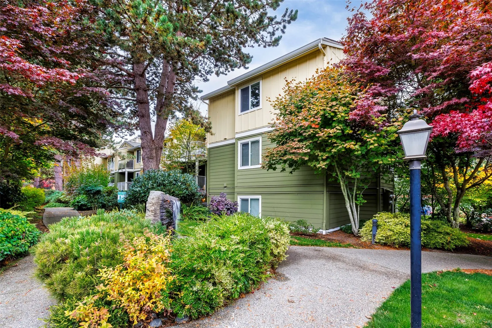 300 N 130th Street #4103, Seattle, WA 98133