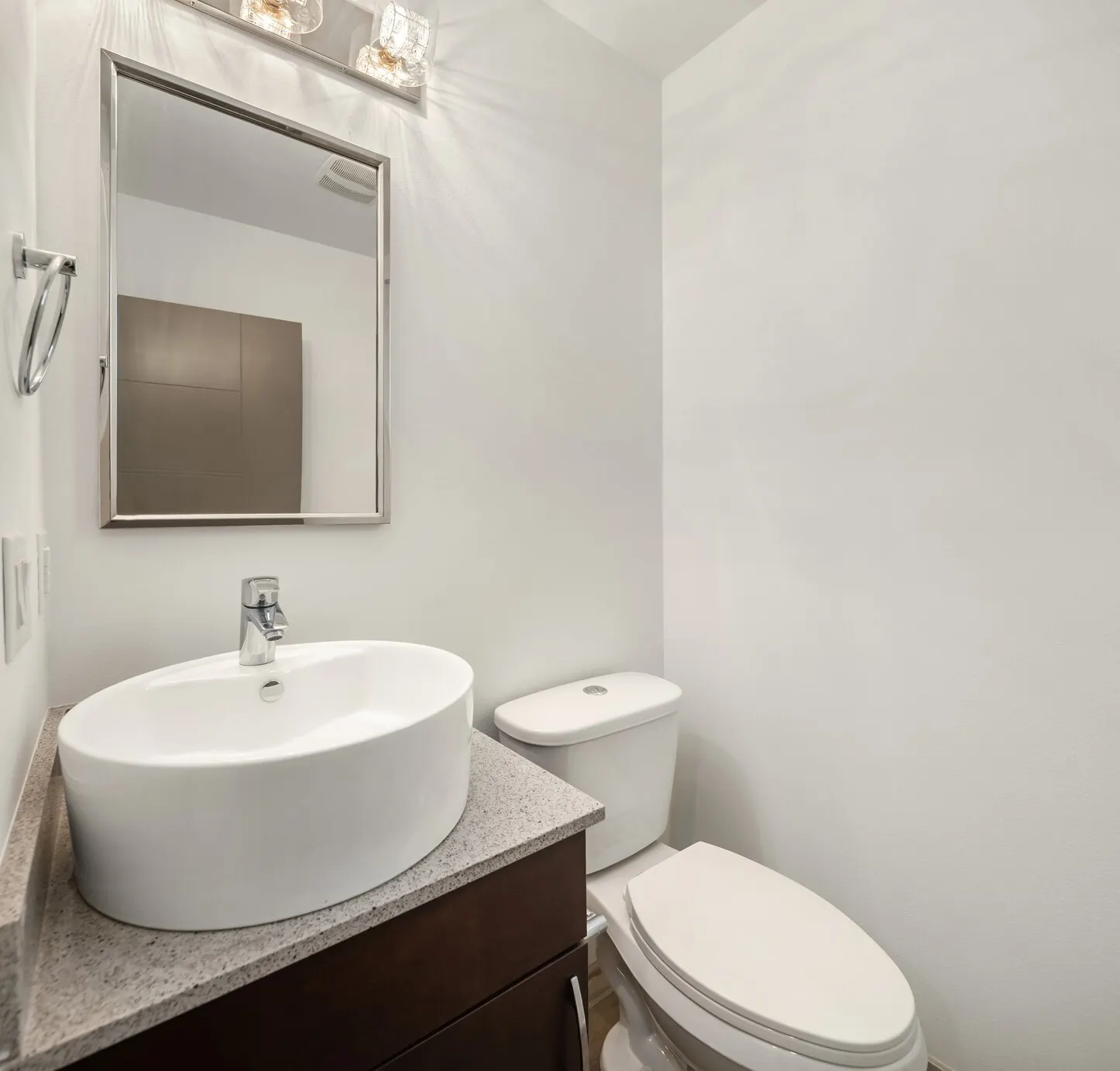 508 N 105th Street , Seattle, WA 98133